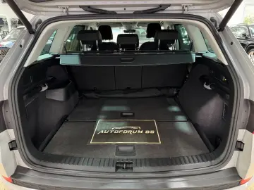 SKODA Kodiaq Clever2.0TDI DSG AHK 360CAM ACC 4xSHZ 19