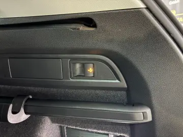 SKODA Kodiaq Clever2.0TDI DSG AHK 360CAM ACC 4xSHZ 19