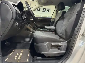 SKODA Kodiaq Clever2.0TDI DSG AHK 360CAM ACC 4xSHZ 19