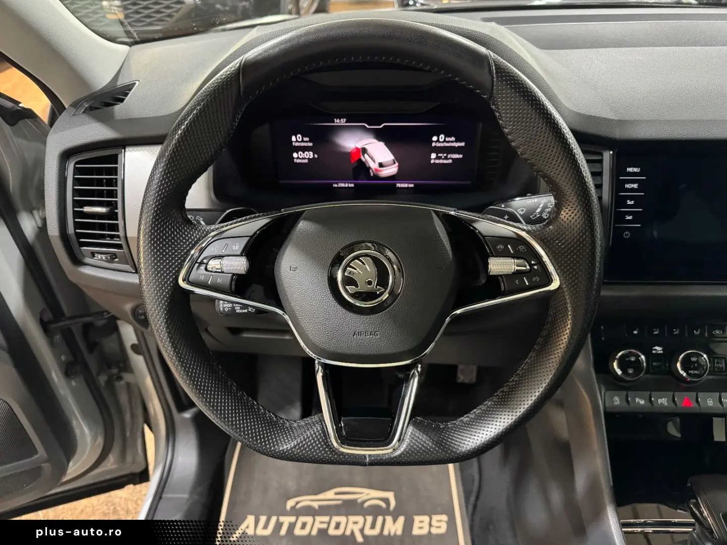 SKODA Kodiaq Clever2.0TDI DSG AHK 360CAM ACC 4xSHZ 19