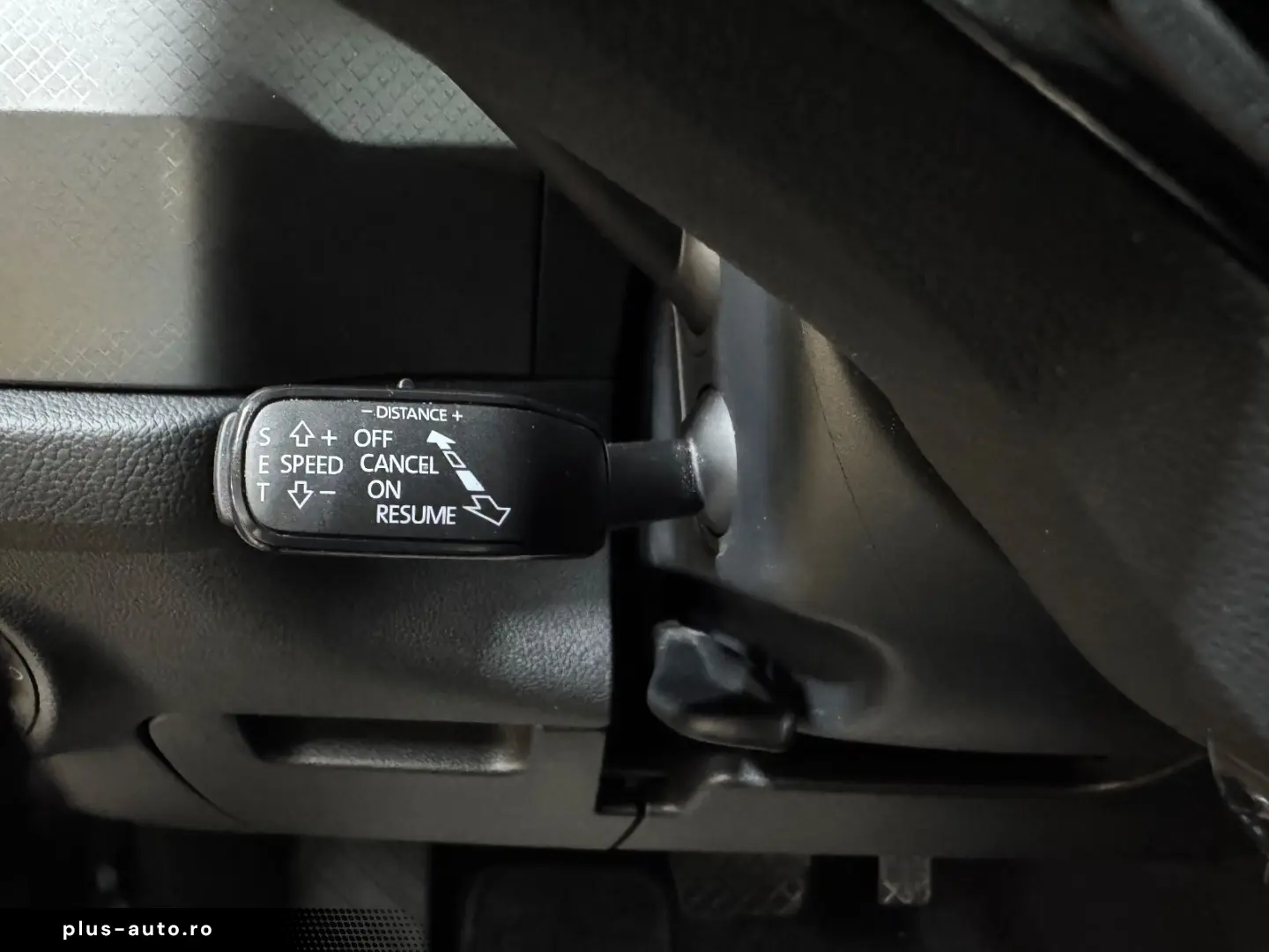 SKODA Kodiaq Clever2.0TDI DSG AHK 360CAM ACC 4xSHZ 19