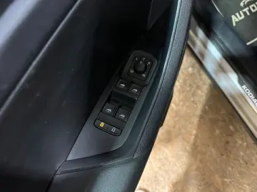 SKODA Kodiaq Clever2.0TDI DSG AHK 360CAM ACC 4xSHZ 19