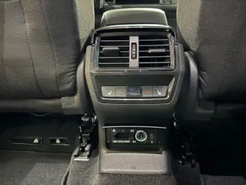 SKODA Kodiaq Clever2.0TDI DSG AHK 360CAM ACC 4xSHZ 19