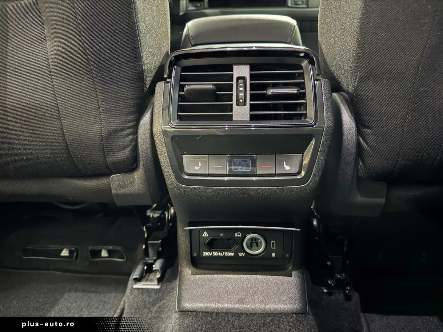 SKODA Kodiaq Clever2.0TDI DSG AHK 360CAM ACC 4xSHZ 19