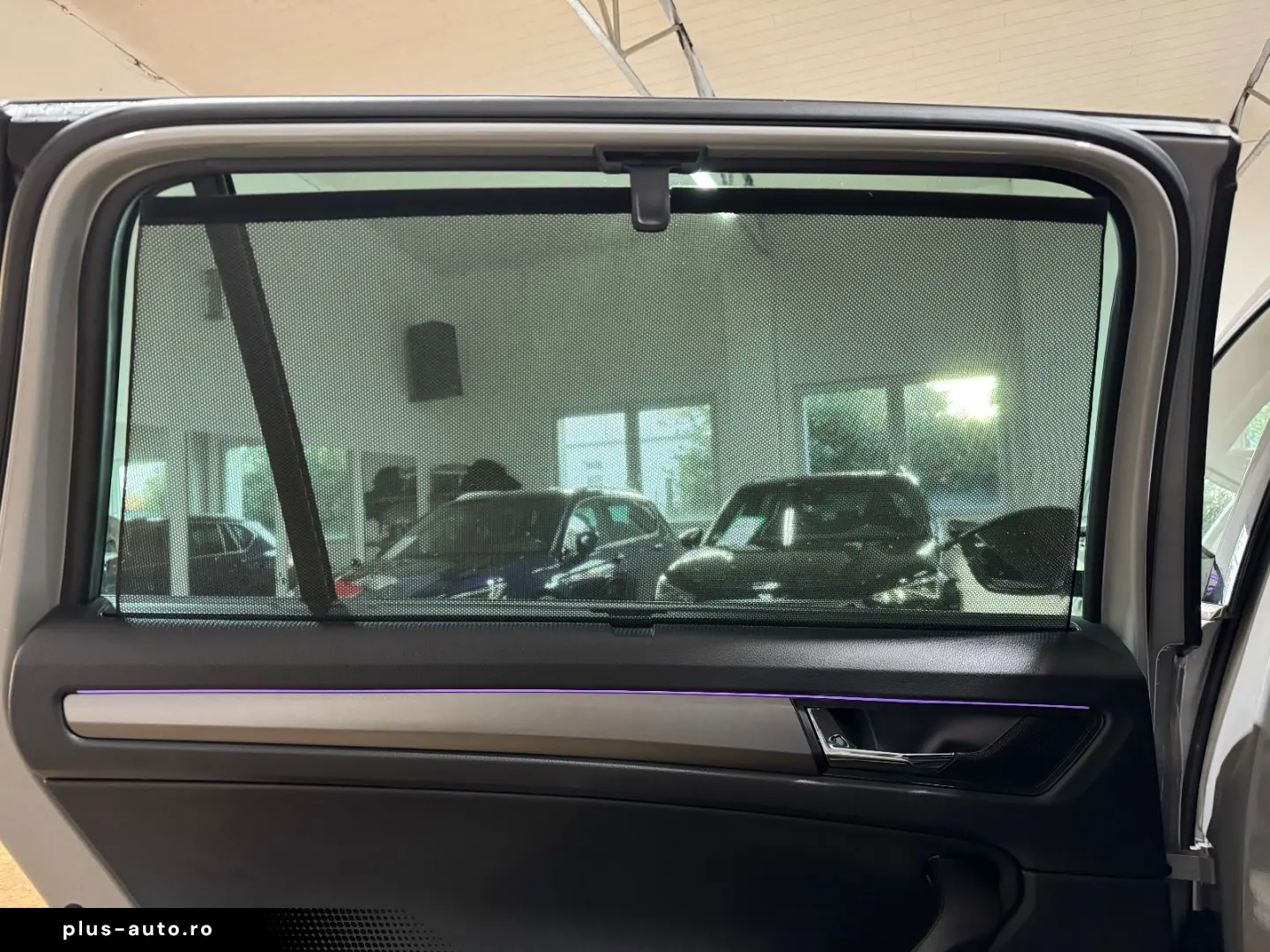 SKODA Kodiaq Clever2.0TDI DSG AHK 360CAM ACC 4xSHZ 19