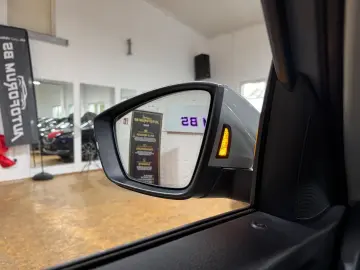 SKODA Kodiaq Clever2.0TDI DSG AHK 360CAM ACC 4xSHZ 19