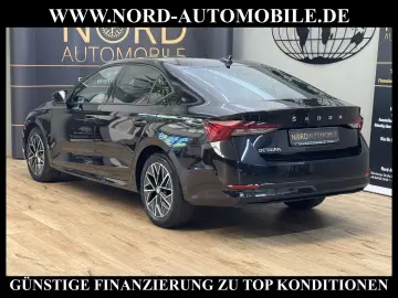 SKODA Octavia Limousine Ambition Clever 2.0 TDI DSG