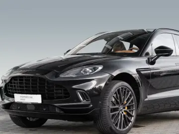 ASTON MARTIN DBX V8 4.0 360-Kamera Sitzbelüftung Sattelbraun