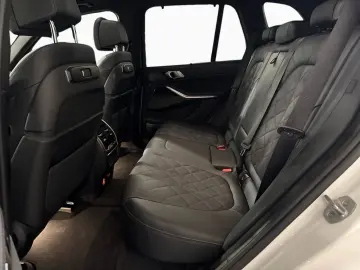 BMW X5 xD30d M SPORT SoftClose Ventilation