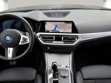 BMW 330e xDrive Limousine M Sport LiveCockpitProf