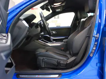 BMW 320dA xDrive LIMO-M-SPORTPAKET UNFALLFREI DEUTSC