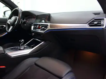 BMW 320dA xDrive LIMO-M-SPORTPAKET UNFALLFREI DEUTSC