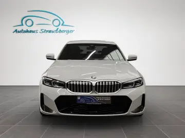 BMW 320xi Lim. M Sport ACC HiFi SHZ HUD KZU QI 360