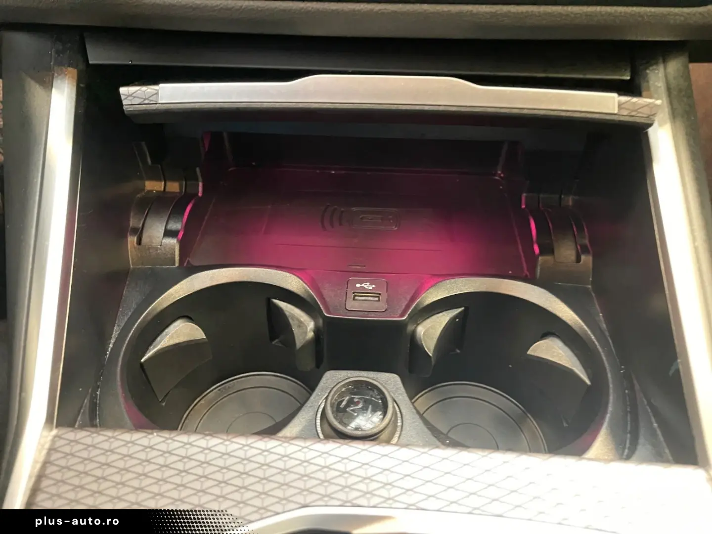 BMW 320xi Lim. M Sport ACC HiFi SHZ HUD KZU QI 360