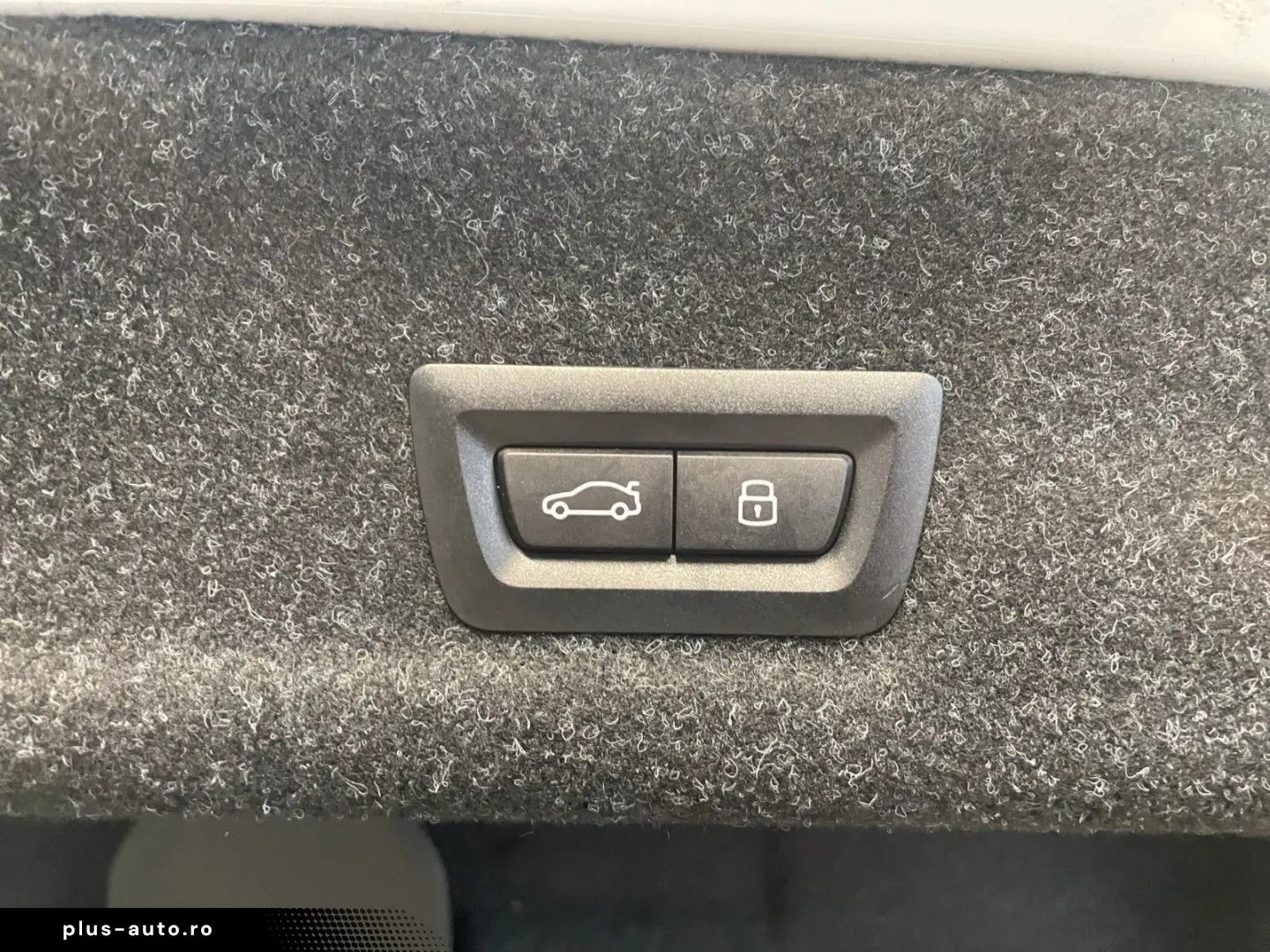 BMW 320xi Lim. M Sport ACC HiFi SHZ HUD KZU QI 360