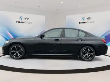 BMW 320d xDrive Limousine HEAD-UP RFK XDRIVE LED SHZ