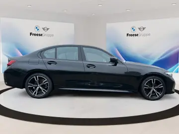 BMW 320d xDrive Limousine HEAD-UP RFK XDRIVE LED SHZ