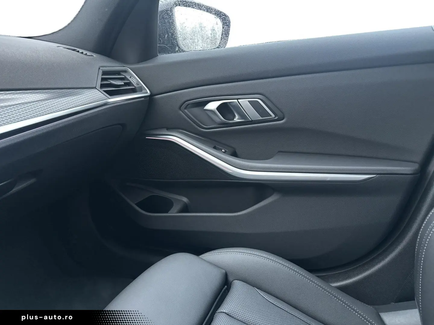 BMW 320d xDrive Limousine HEAD-UP RFK XDRIVE LED SHZ