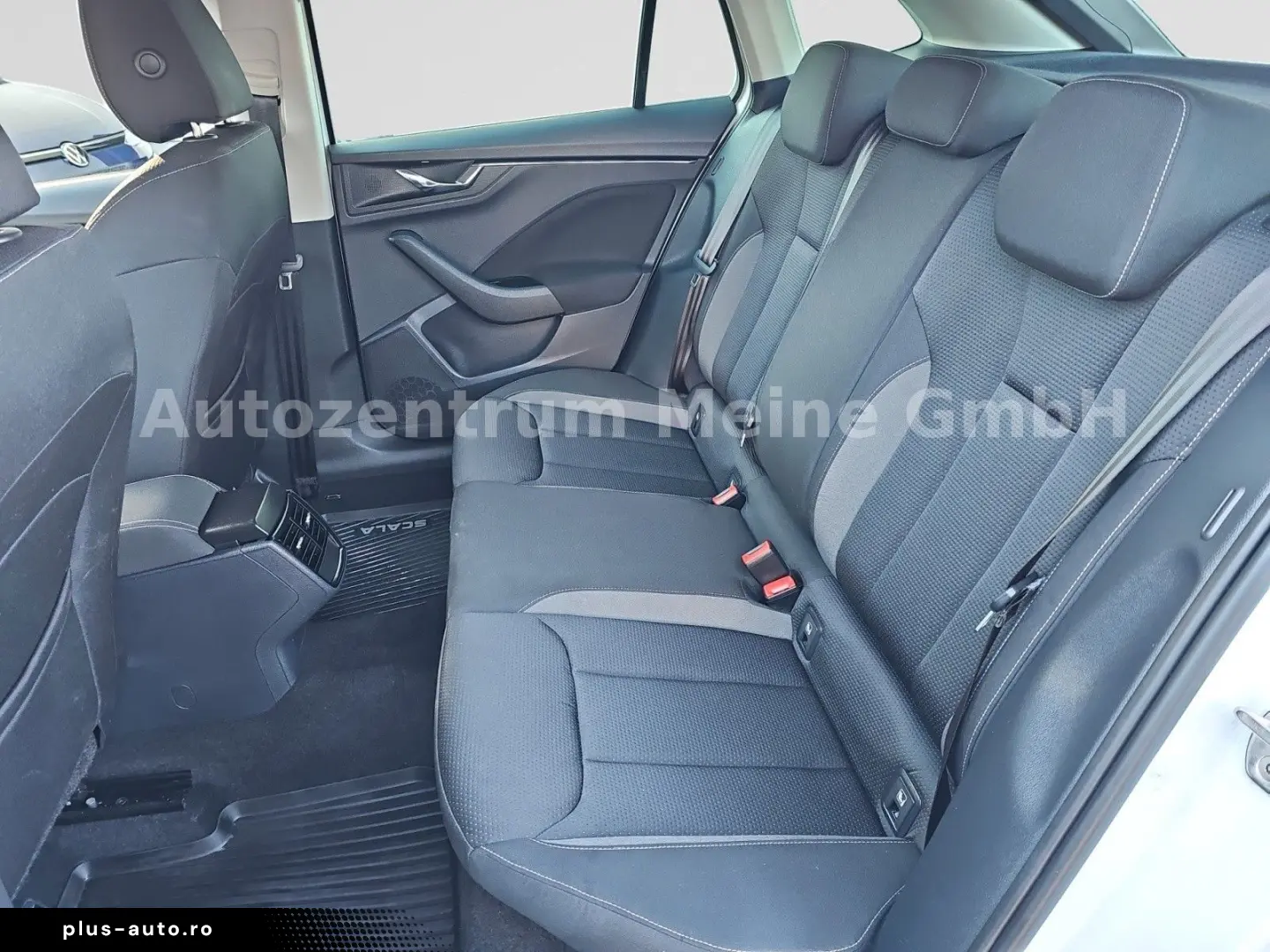 SKODA Scala Tour SHZ AHK LED PDC LaneAssis AUTO