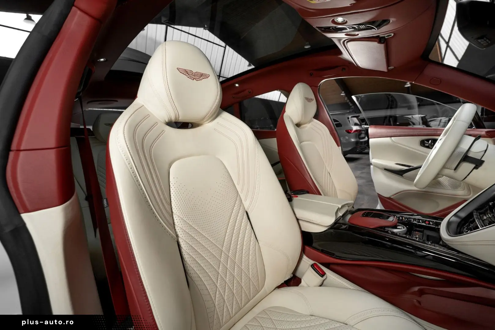 ASTON MARTIN DBX 4.0 V8 #Exclusive Farbkombi #deutsches Fzg.