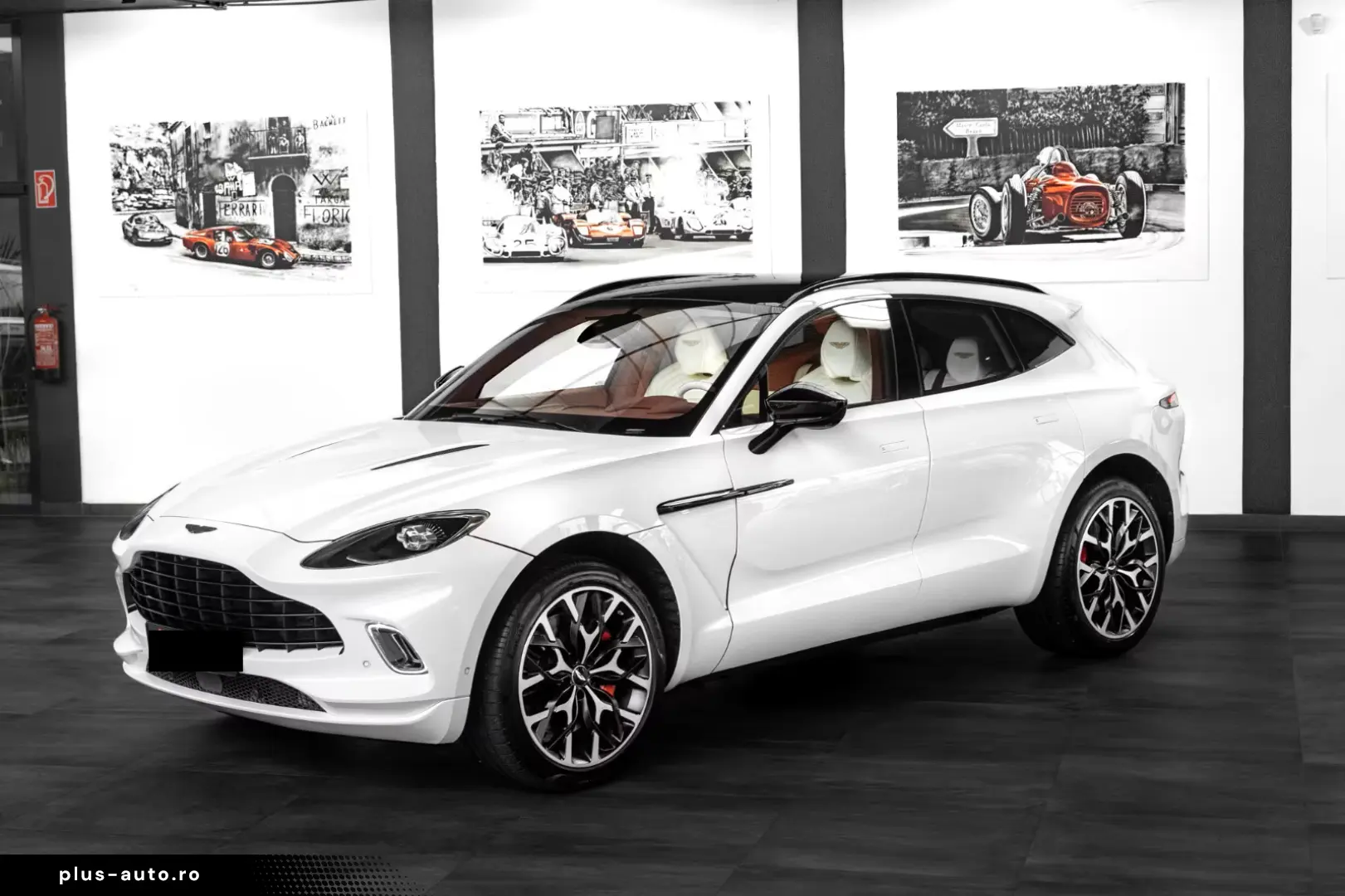 ASTON MARTIN DBX 4.0 V8 #Exclusive Farbkombi #deutsches Fzg.