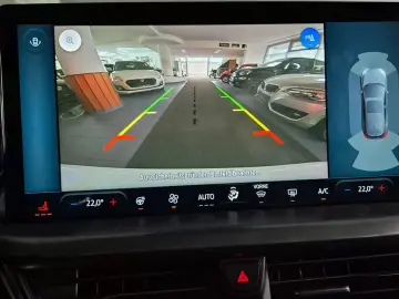 FORD Focus Titanium ACC Matrix Navi RFK SHZ Spur Tot