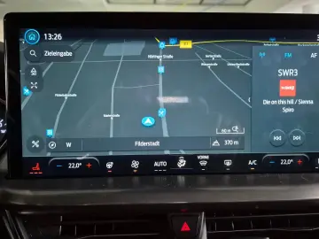 FORD Focus Titanium ACC Matrix Navi RFK SHZ Spur Tot