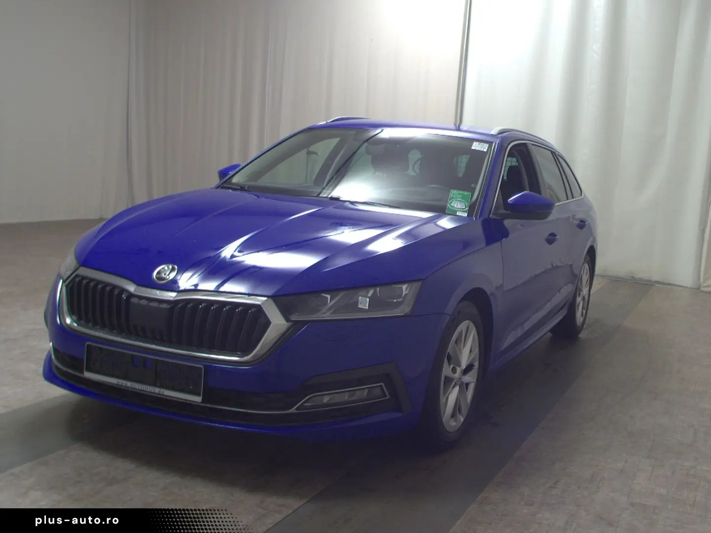 SKODA Octavia Kombi 2.0 TDI Style Navi LED vc HuD ACC