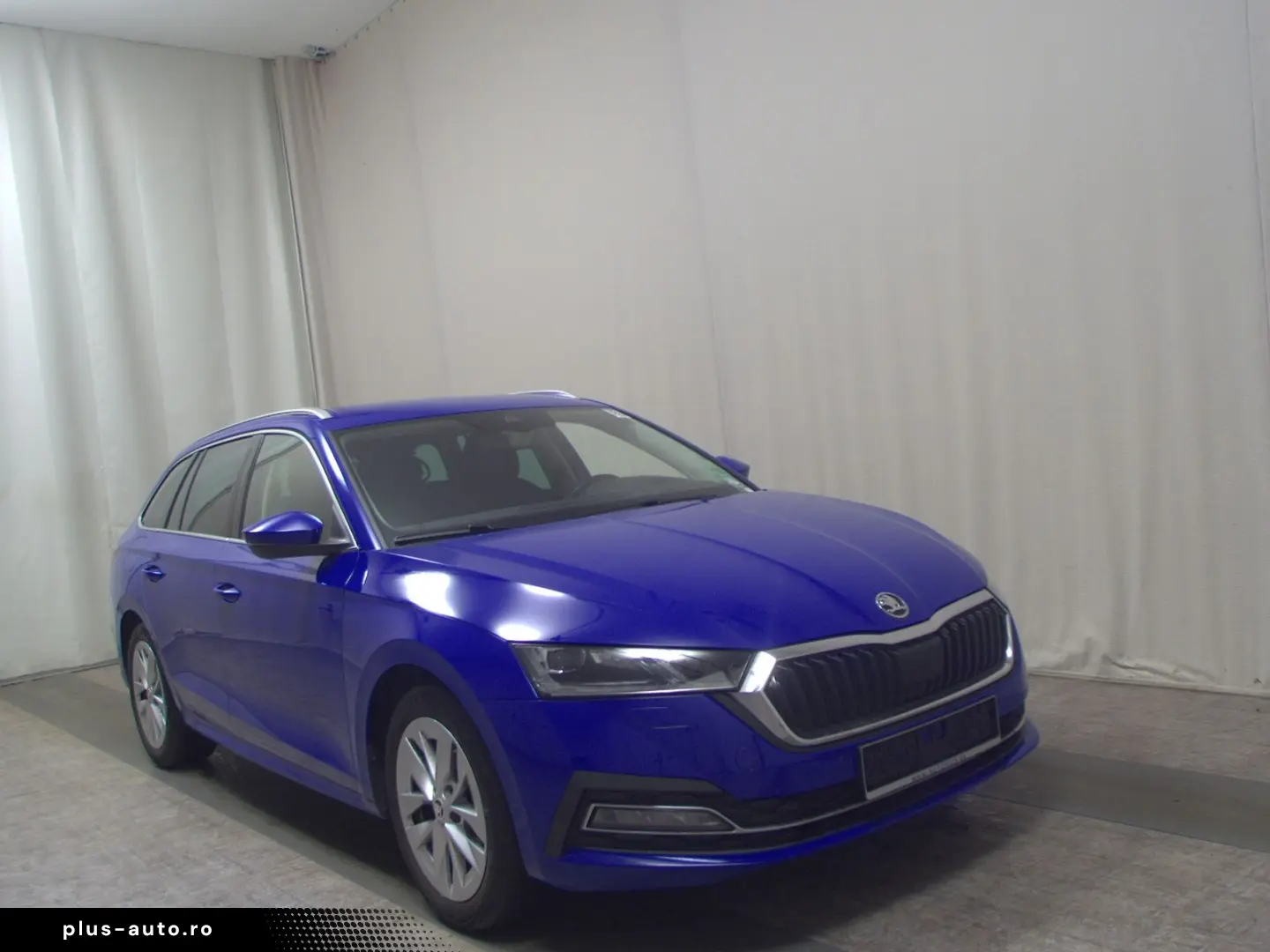 SKODA Octavia Kombi 2.0 TDI Style Navi LED vc HuD ACC