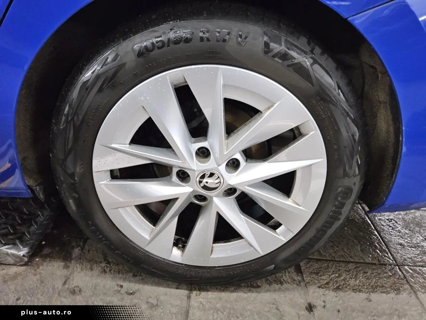 SKODA Octavia Kombi 2.0 TDI Style Navi LED vc HuD ACC