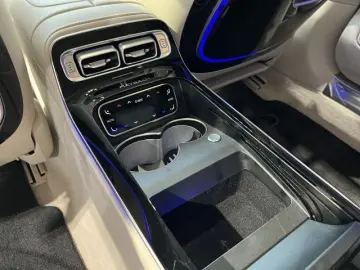 MERCEDES-BENZ S 680 Maybach 4Matic