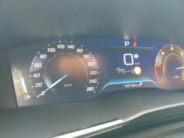 PEUGEOT 508 Allure Pack Autom. ACC Leder Spurassist