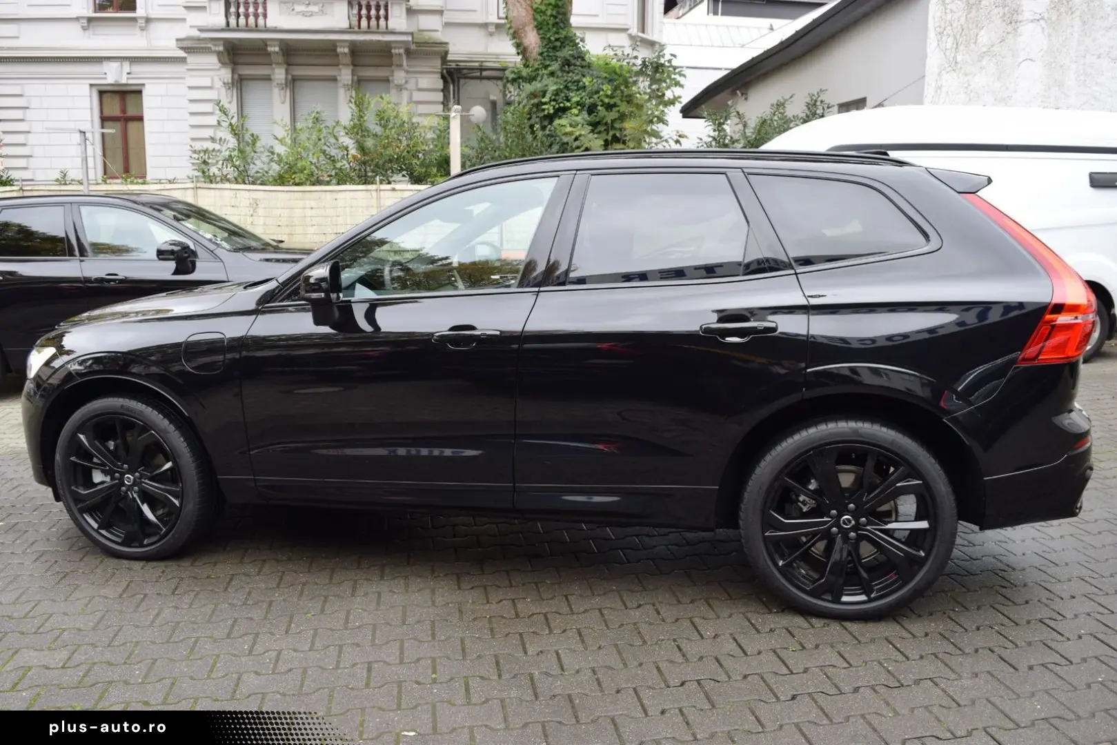 VOLVO XC60 T6 AWD Plus Black Edition