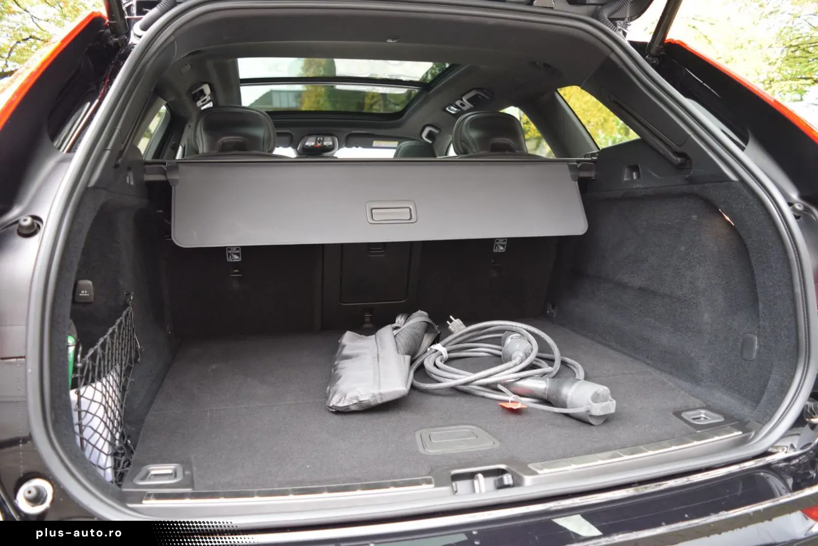 VOLVO XC60 T6 AWD Plus Black Edition