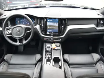 VOLVO XC60 T6 AWD Plus Black Edition