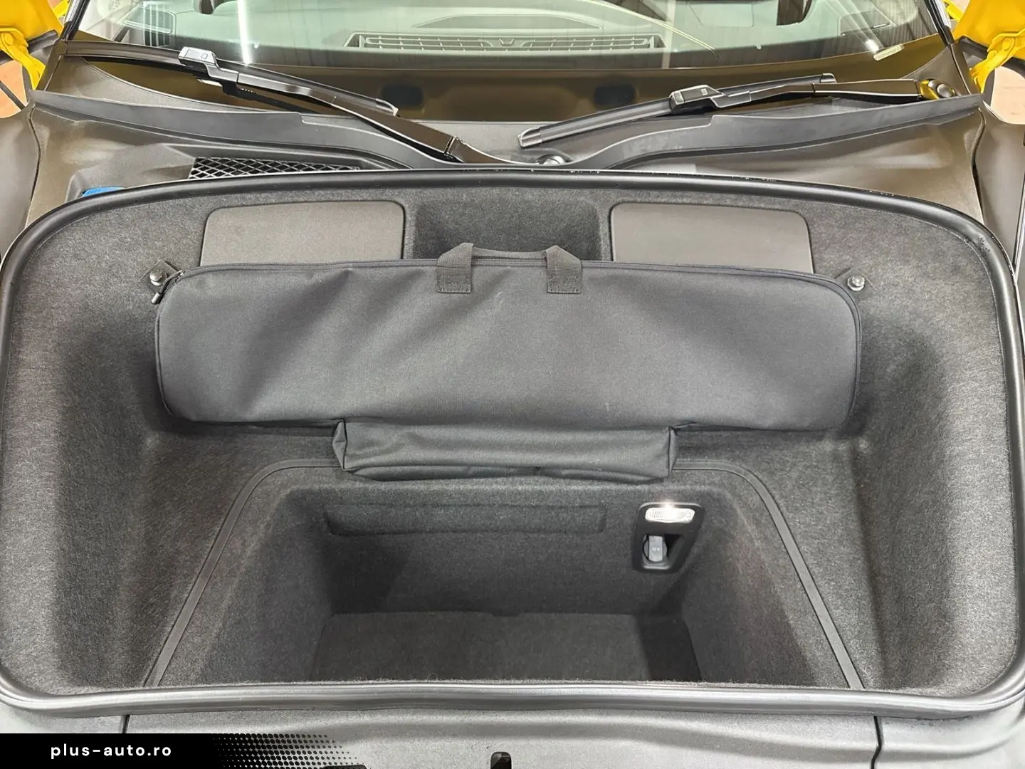 AUDI R8 Spyder performance quattro B&O  Laser