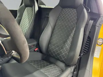 AUDI R8 Spyder performance quattro B&O  Laser