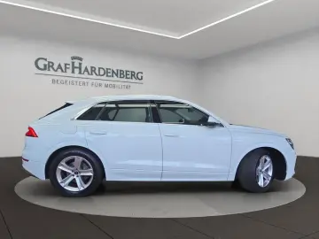 AUDI Q8 55 TFSIe Quattro