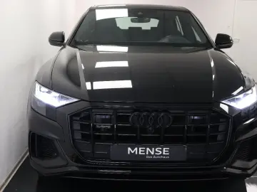 AUDI Q8 55 TFSI quattro S tronic
