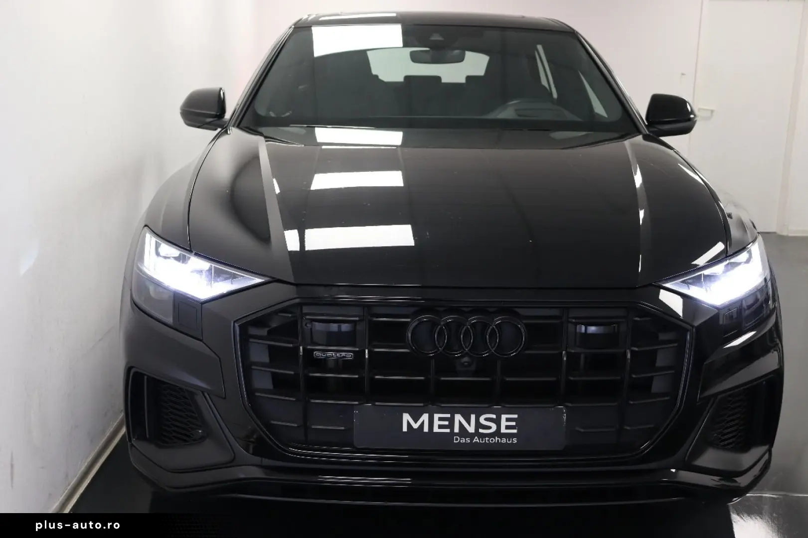 AUDI Q8 55 TFSI quattro S tronic
