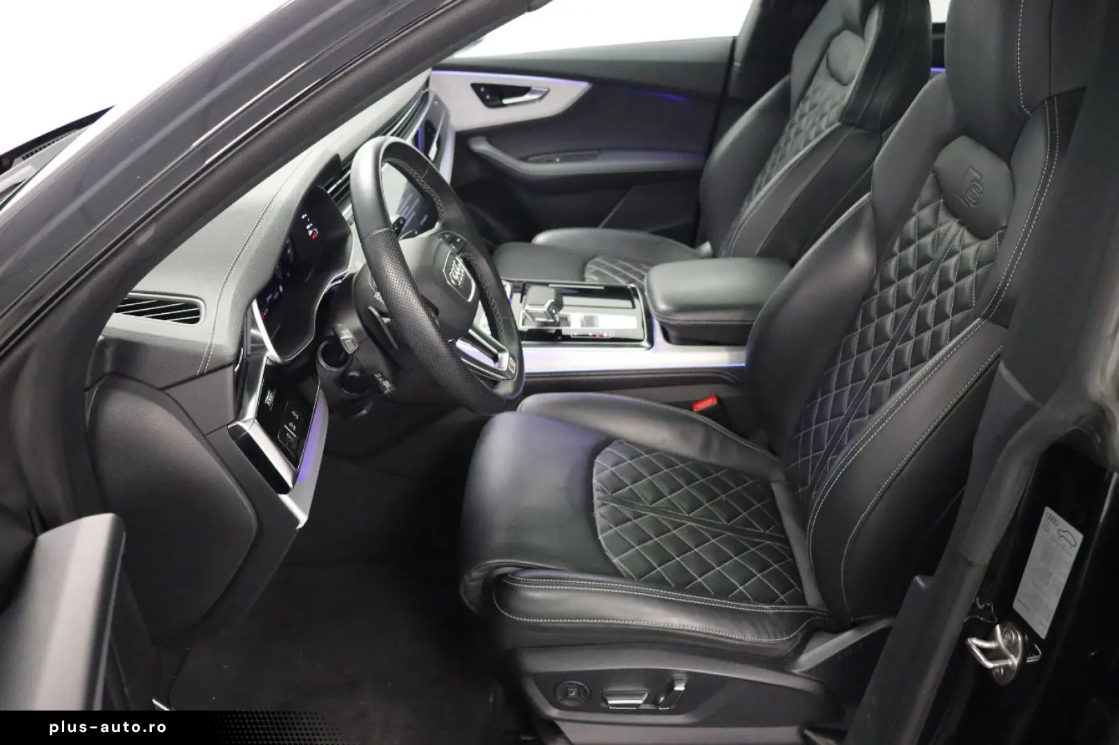 AUDI Q8 55 TFSI quattro S tronic