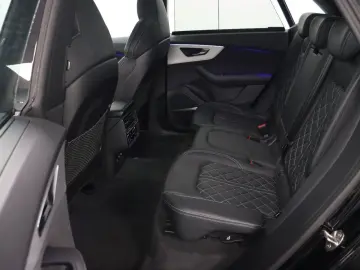 AUDI Q8 55 TFSI quattro S tronic