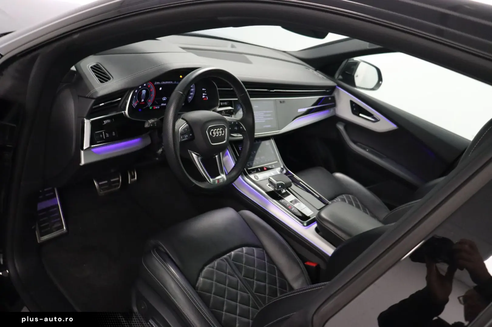 AUDI Q8 55 TFSI quattro S tronic