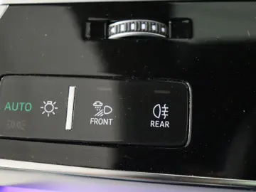 AUDI Q8 55 TFSI quattro S tronic