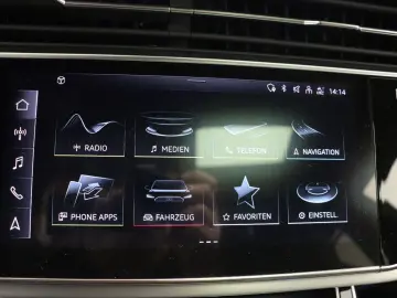 AUDI Q8 55 TFSI quattro S tronic