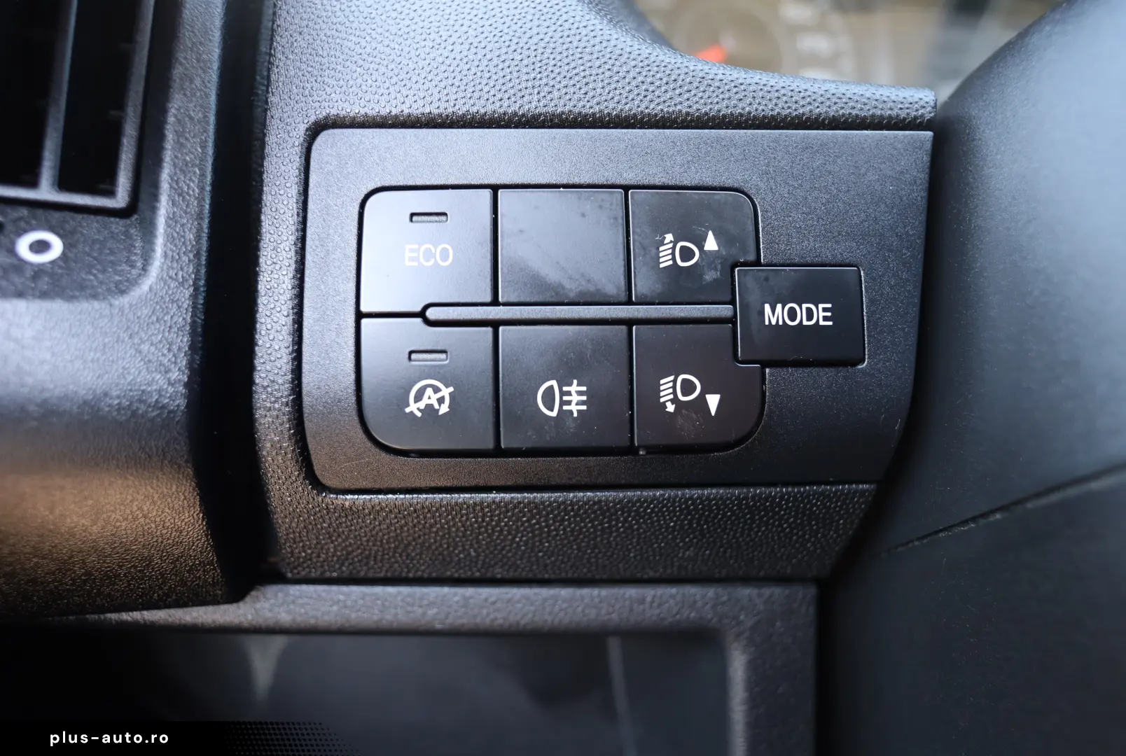 Fiat Ducato DOKA 7 locuri 2.3D 120CP