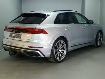 AUDI Q8 55TFSI competition plus S line