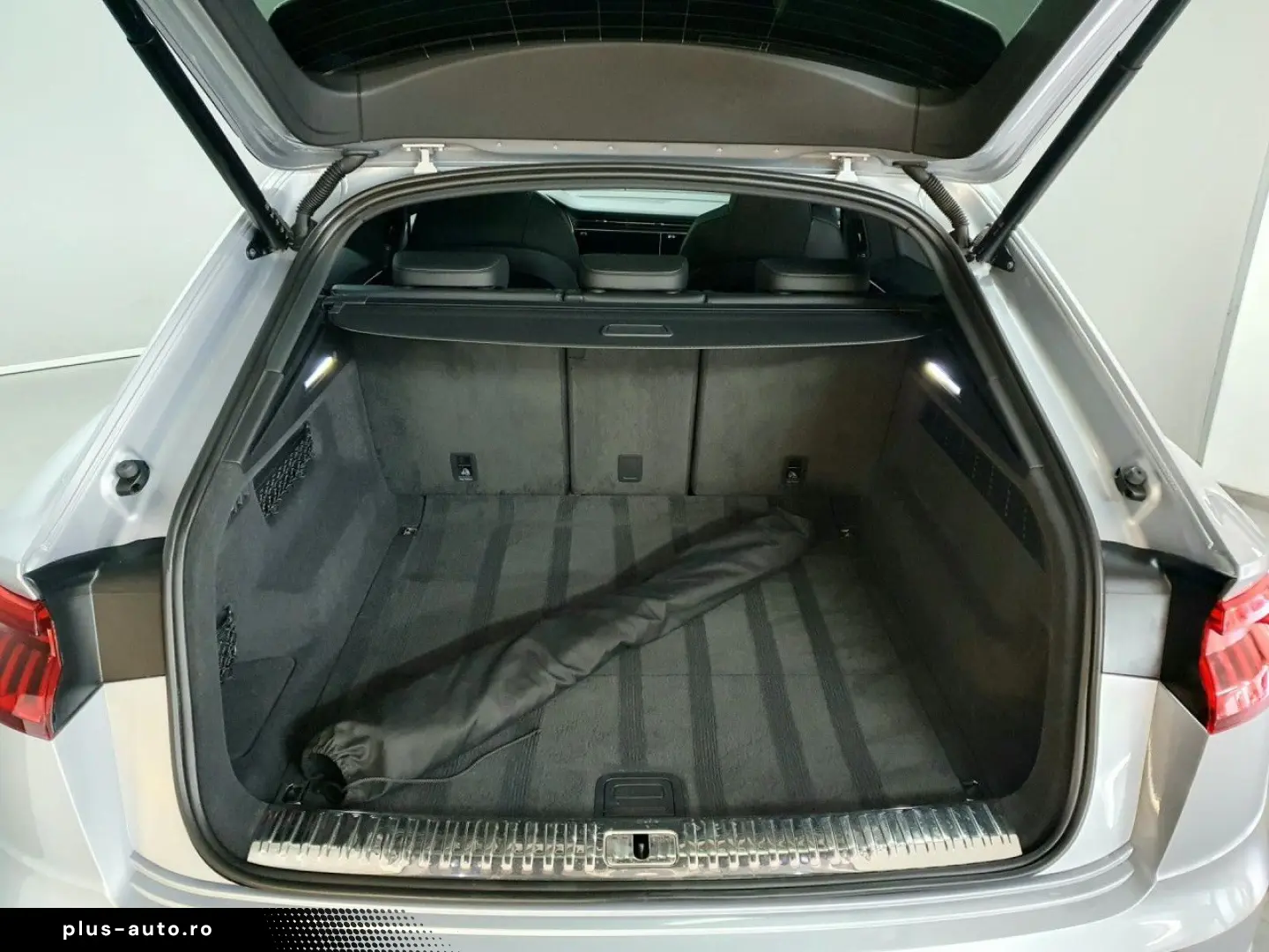 AUDI Q8 55TFSI competition plus S line