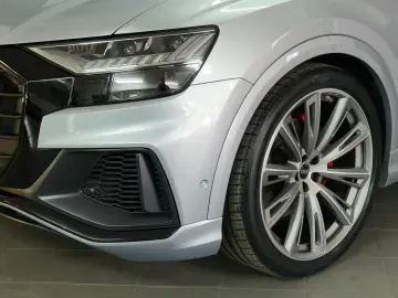 AUDI Q8 55TFSI competition plus S line