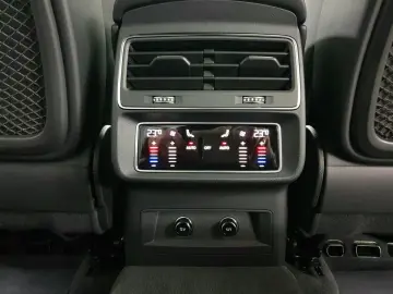 AUDI Q8 55TFSI competition plus S line